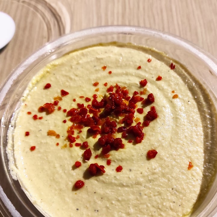 photo of Vemondo Hummus Curry shared by @niklabelloli1 on  02 Feb 2023 - review