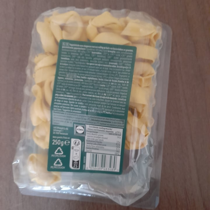 photo of Vemondo vegan tortelloni with meat alternative filling shared by @alice50 on  25 Jan 2023 - review