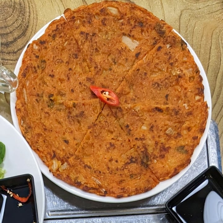 photo of The Boneless Kitchen Kimchi Jeon (Kimchi Pancake) shared by @xinru-t on  01 Jan 2023 - review