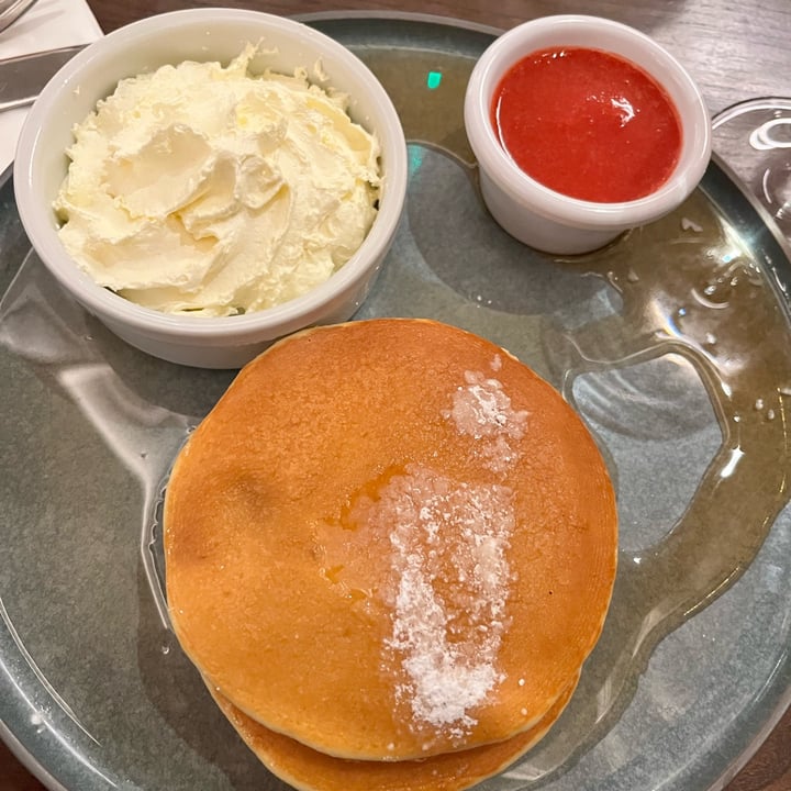 photo of Wulf & Lamb Fluffy American Pancakes shared by @madeline39 on  12 Apr 2023 - review