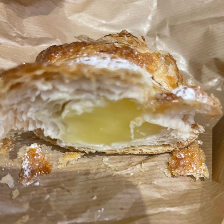 photo of Vegustibus Cornetto alla Crema shared by @loveg on  14 Mar 2023 - review