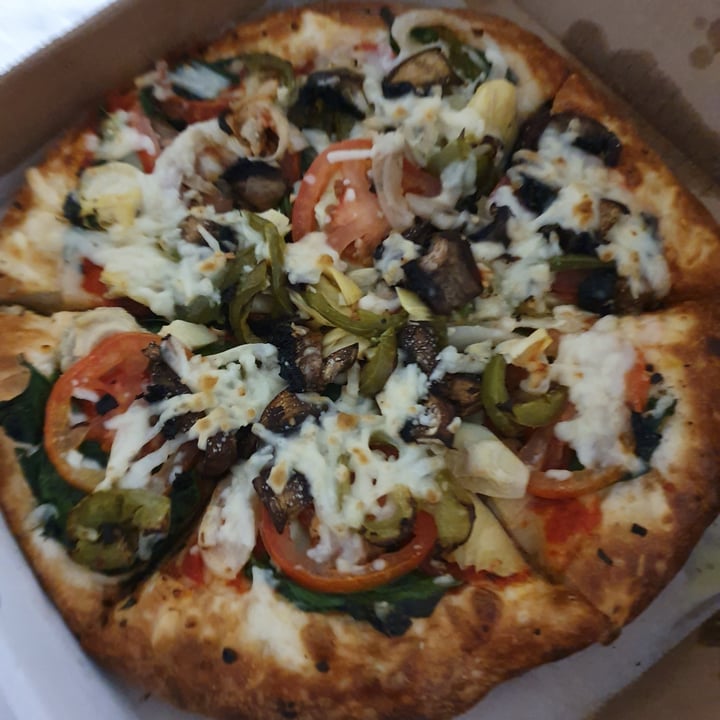 photo of Rudy's Gourmet Pizza The big veggie ru vegan pizza shared by @anistavrou on  14 Feb 2023 - review