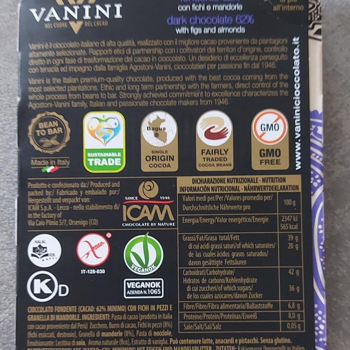 photo of Vanini Cioccolato fondente 62% con fichi e mandorle shared by @elenabersan on  01 Jul 2023 - review