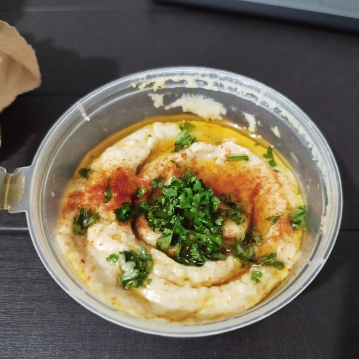 photo of Lekker Garden Hummus shared by @jwebbnature on  02 Apr 2023 - review
