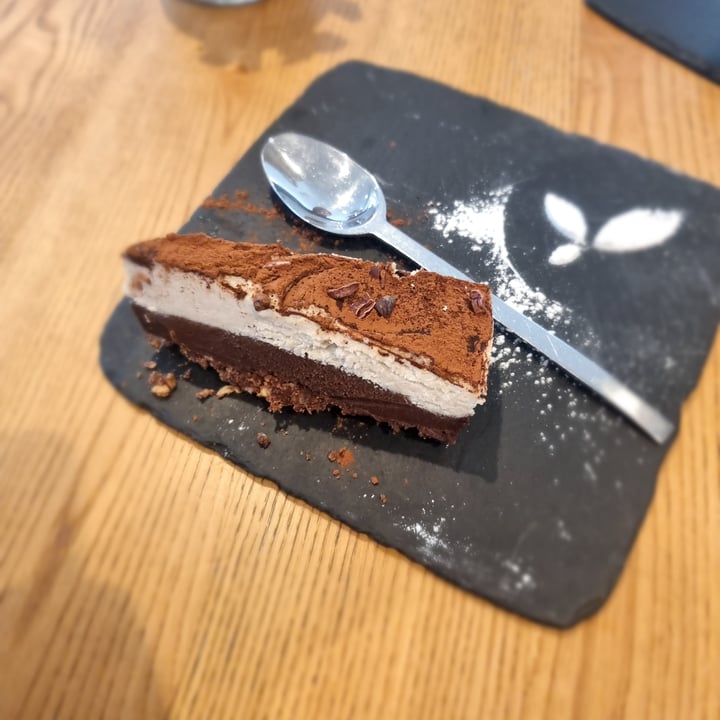 photo of DaTerra Baixa Terimisù Cake shared by @mikelavk on  23 Dec 2022 - review