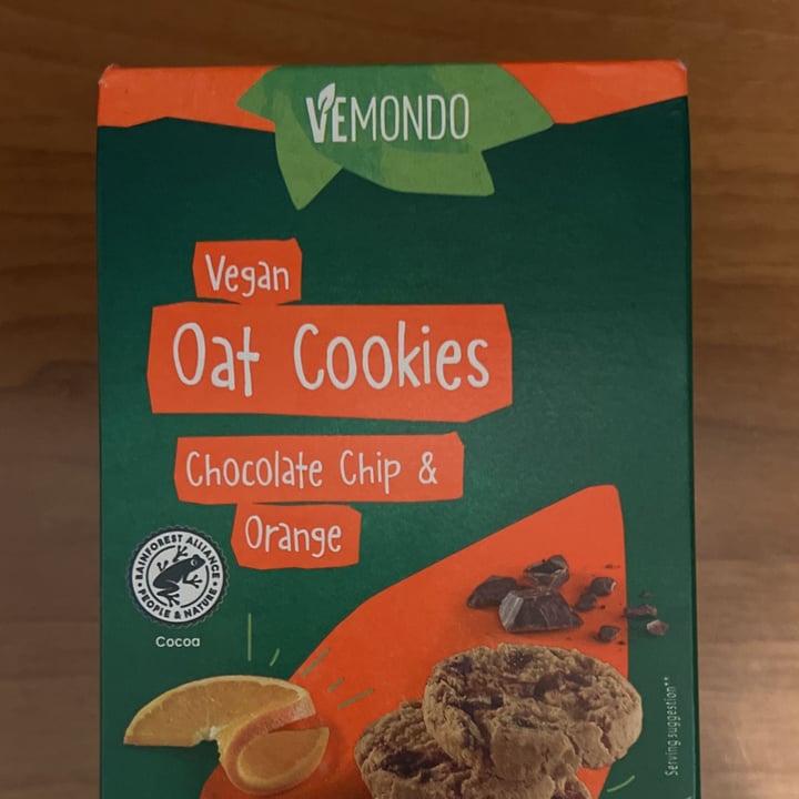 photo of Vemondo Vegan Oat Cookies Chocolate Chips & Orange shared by @sattvavibes on  08 Jan 2023 - review