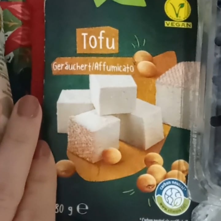 photo of Vemondo Organic tofu smoked shared by @floyellow on  27 Jan 2023 - review
