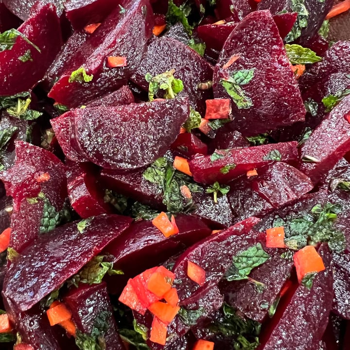 photo of Fruits & Roots Beetroot & Carrot Salad shared by @ftc on  16 Jan 2023 - review