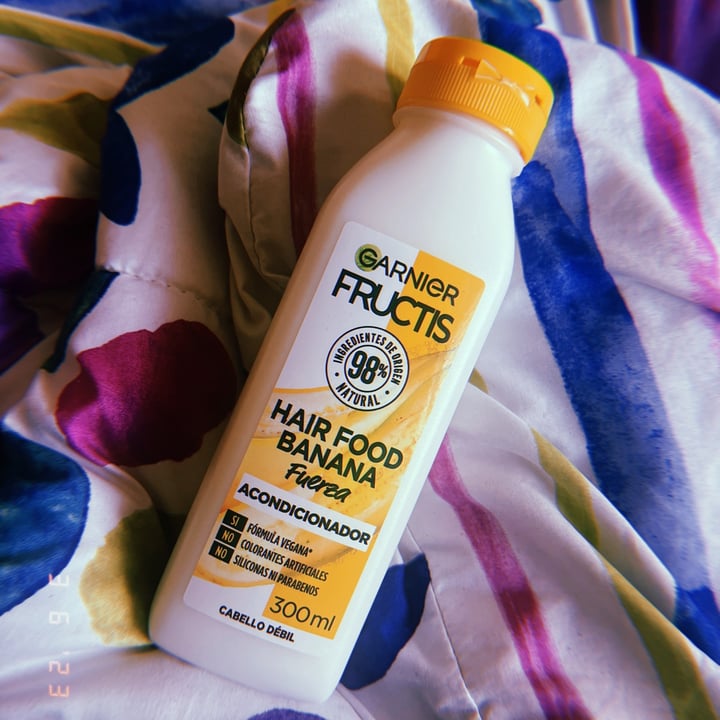 photo of Garnier Fructis Hair Food Shampoo alla Banana 🍌 shared by @adriananaranjo on  03 Jun 2023 - review