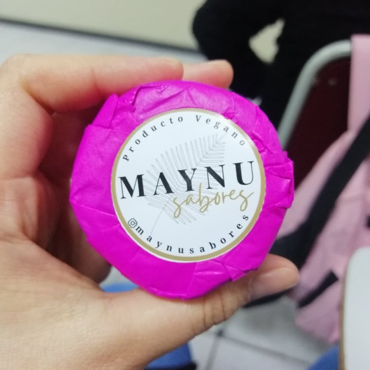 photo of Maynu sabores alfajor shared by @carenfg on  18 Jun 2023 - review