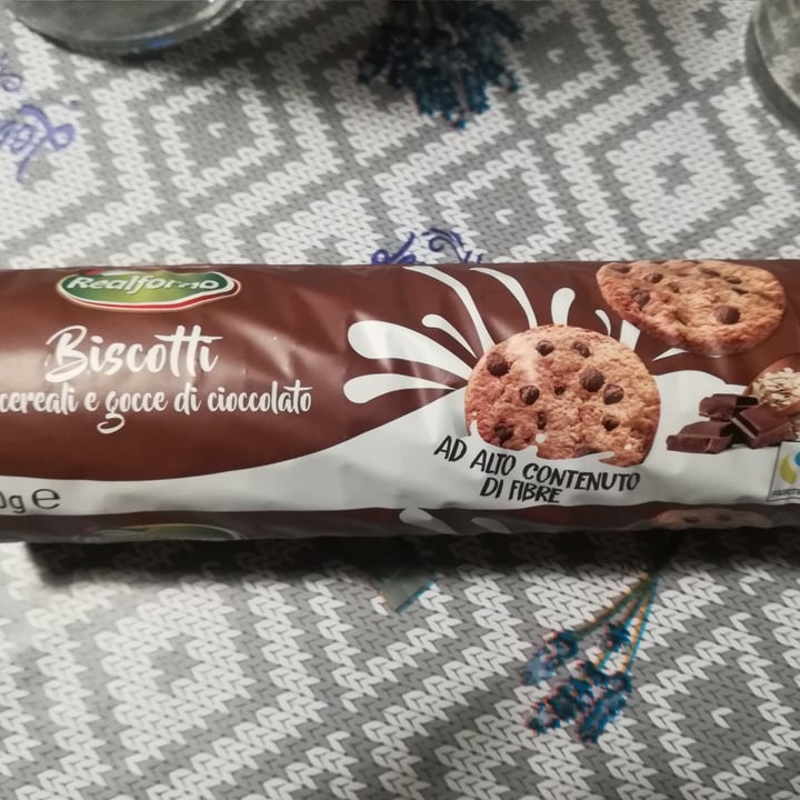 photo of Realforno Biscotti Cereali E Gocce Di Cioccolato shared by @grilla on  16 Mar 2023 - review