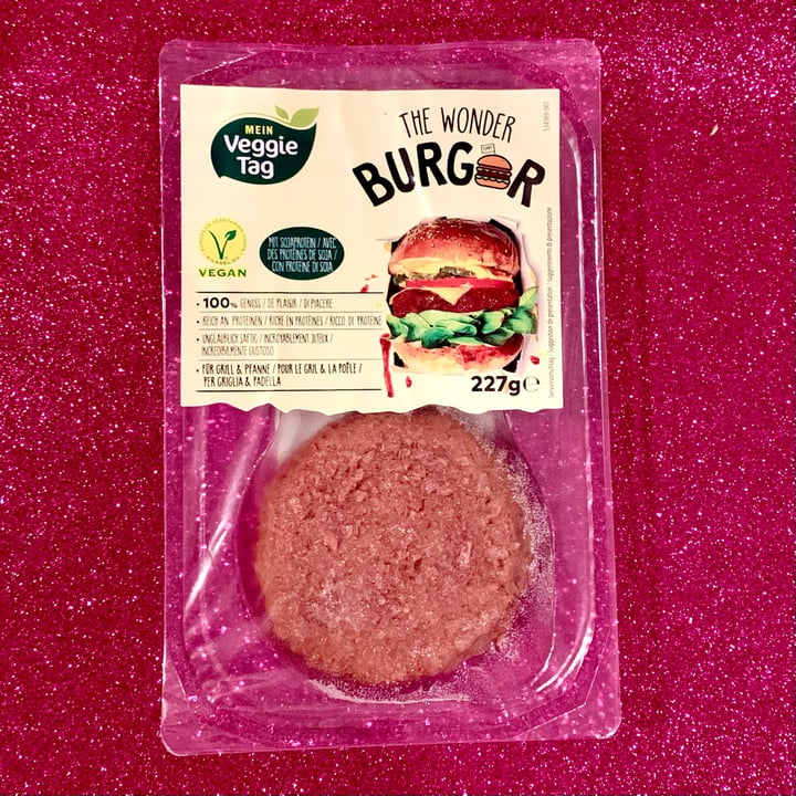 photo of Mein Veggie Tag The Wonder Burger shared by @gingersaint on  18 Dec 2022 - review