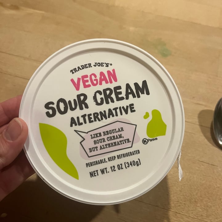 photo of Trader Joe's Vegan Sour Cream Alternative shared by @vegancheese on  31 Jan 2023 - review