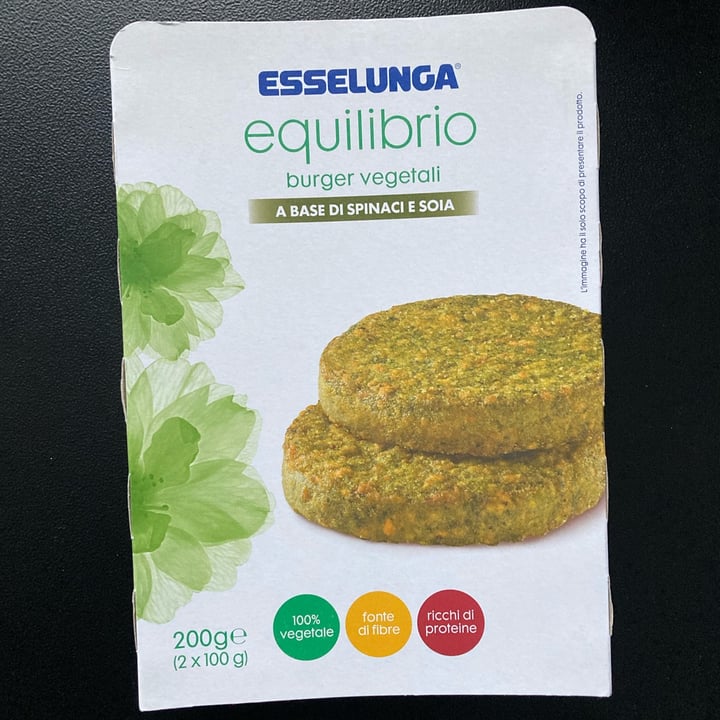photo of Esselunga equilibrio Burger vegetali a base di spinaci e soia shared by @al-ma on  02 Mar 2023 - review
