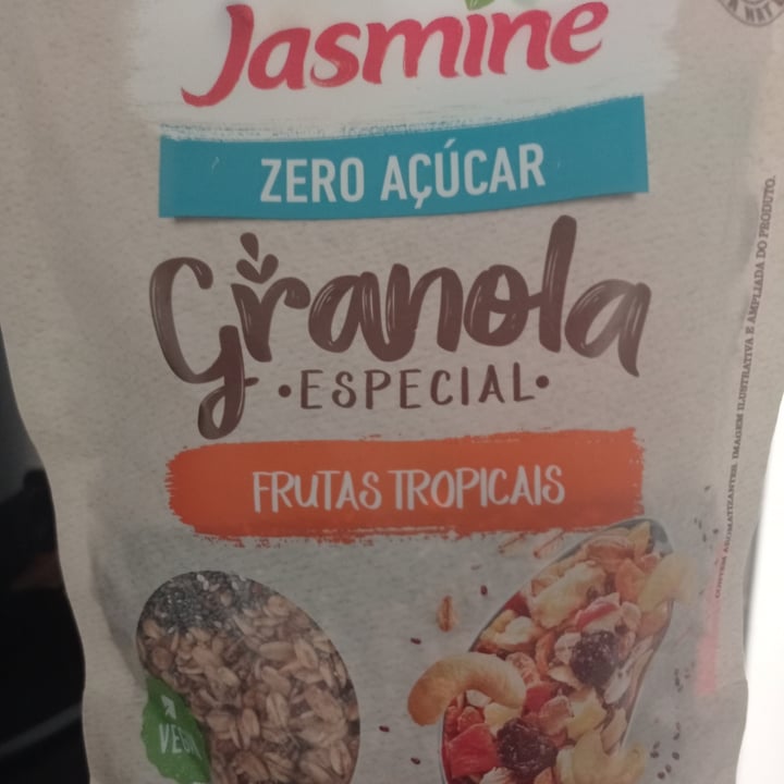 photo of Jasmine Granola  Açúcar Zero shared by @crispedreira on  20 Mar 2023 - review