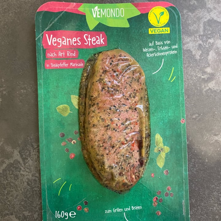 photo of Vemondo Veganes Steak - Beef Alternative With Pepper Marinade shared by @giada- on  09 Aug 2023 - review