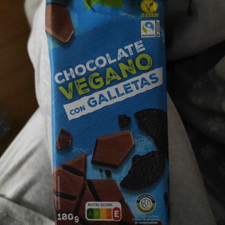 photo of Vemondo Chocolate vegano con galletas shared by @dafi on  30 Jan 2023 - review