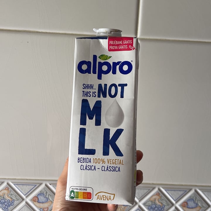 photo of Alpro Alpro this is not milk (aveia) shared by @urania on  24 Apr 2023 - review
