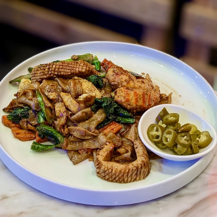 Bangkok Jam Great World City Singapore River, Singapore Stirfried Kway