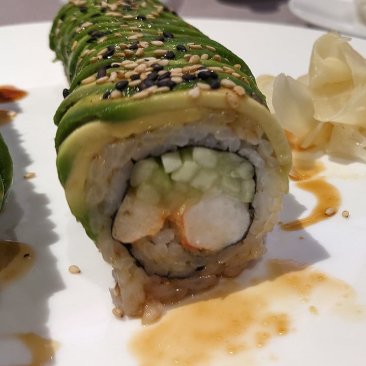photo of Tenon Vegetarian Cuisine green dragon roll shared by @jandrews on  30 Apr 2023 - review