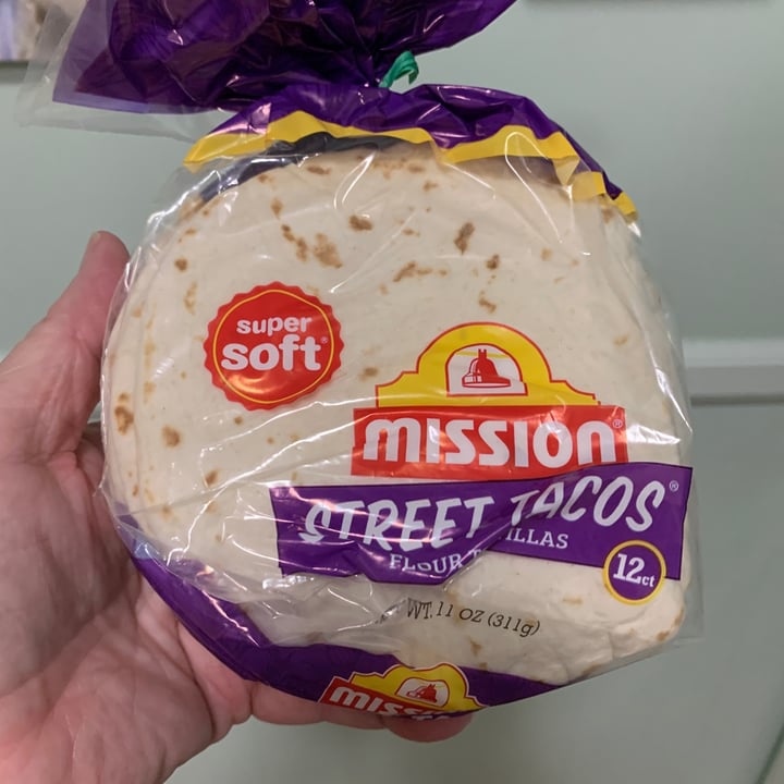 photo of Mission Foods Street Tacos Flour Tortillas shared by @onehungryvegan on  10 Apr 2023 - review
