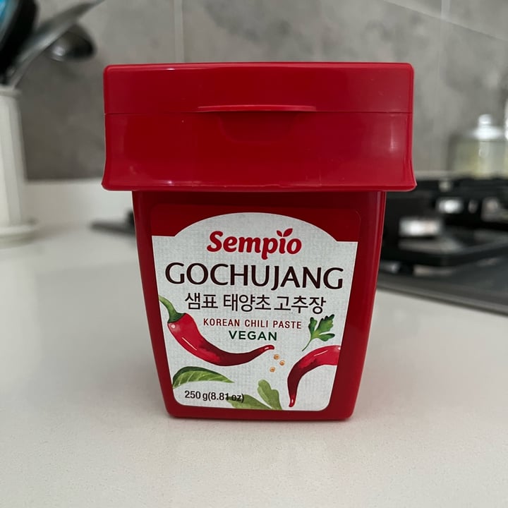 photo of Sempio Gochujang korean chili paste shared by @isarab on  24 Feb 2023 - review