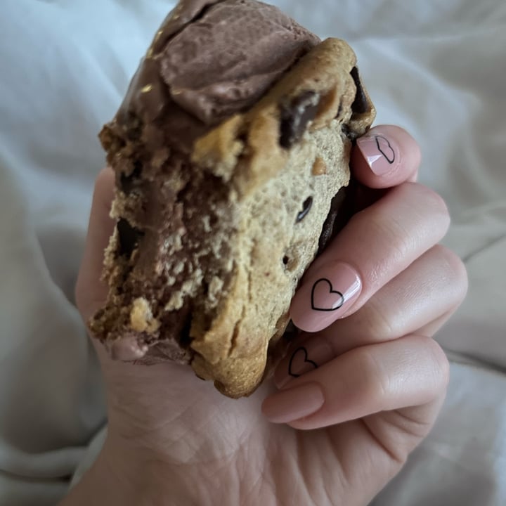 photo of Mission Burger Co Ice cream sandwich shared by @alexisdani11 on  25 Jul 2023 - review