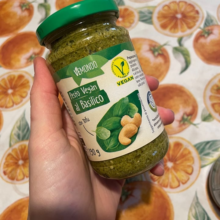 photo of Vemondo Vegan pesto alla Genovese shared by @alicewithcats on  20 Mar 2023 - review