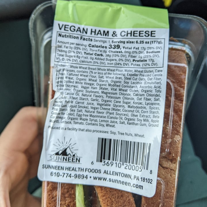 photo of Sunneen Ham and cheese sandwich shared by @chefvi13 on  10 Apr 2023 - review