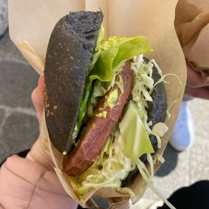 photo of ZEM Vegan Bistrot Burger ZEM shared by @nicolepasini on  07 May 2023 - review