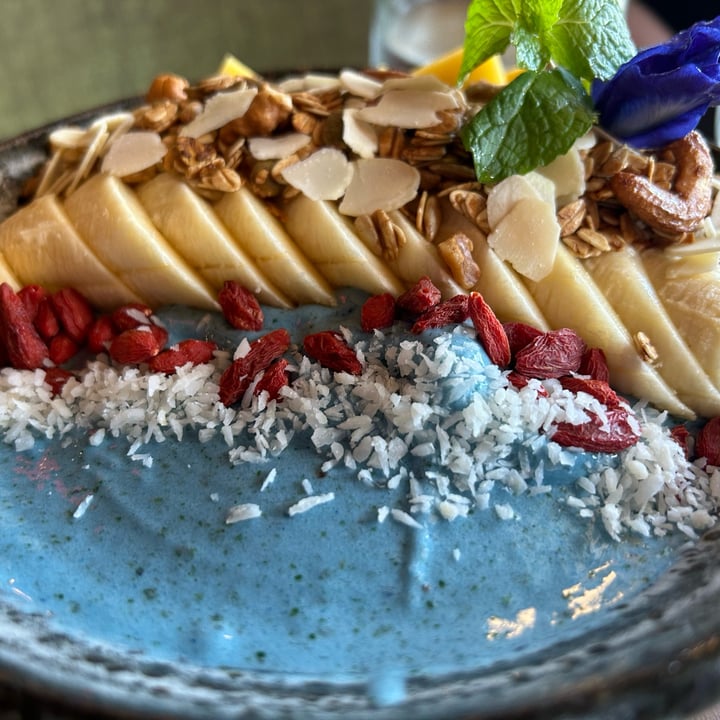 photo of Goodsouls Kitchen Blue Lagoon Bowl shared by @hengguanhou on  09 Jul 2023 - review