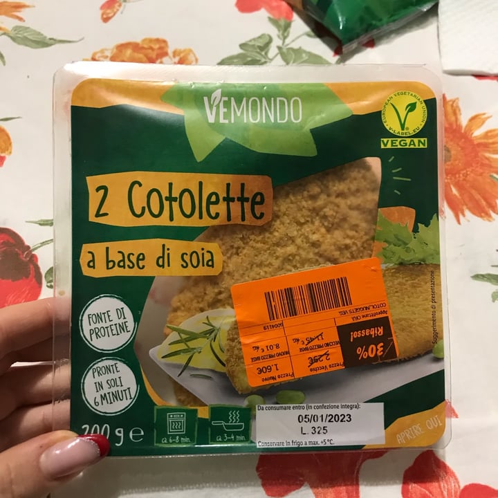 photo of Vemondo  2 Cotolette a Base di Soia shared by @botticellisvenus on  01 Jan 2023 - review