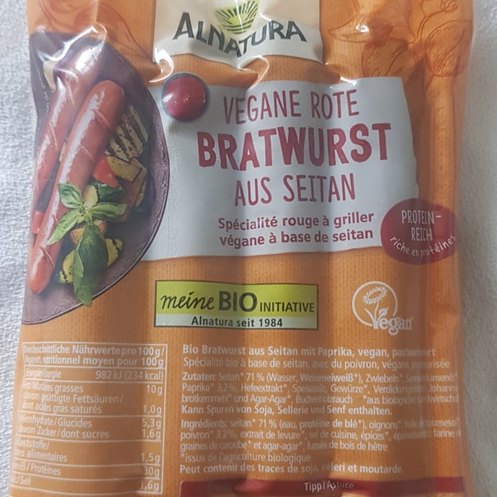 photo of Alnatura vegane Bratwurst aus Seitan shared by @ali-ve-gan on  06 May 2023 - review