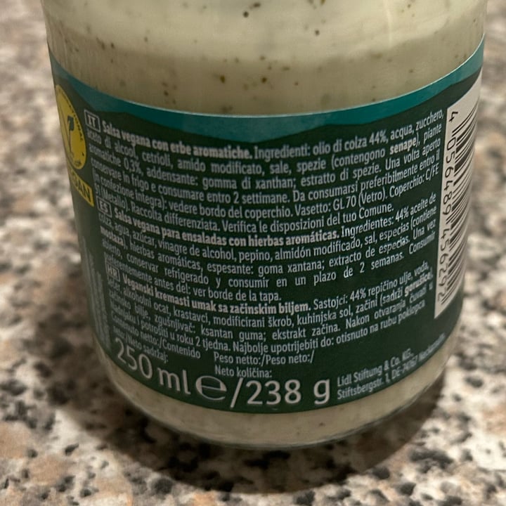 photo of Vemondo Sandwich Cream With Herbs shared by @parmatt on  11 Aug 2023 - review