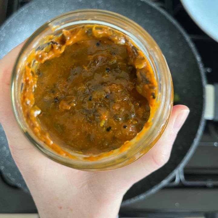 photo of OMV! Saag Masala Cooking Sauce shared by @ameriamber on  13 Mar 2023 - review