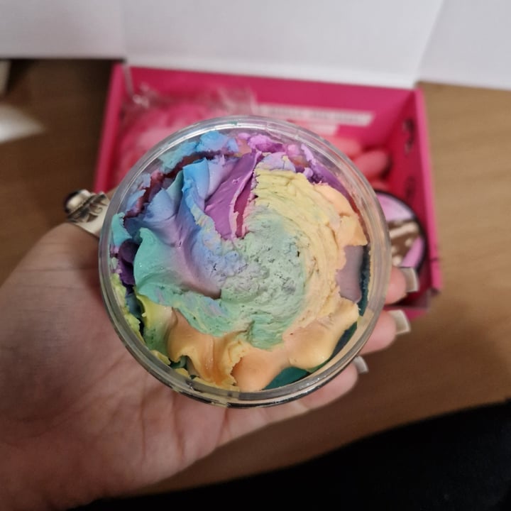 photo of Mallows Beauty Unicorn Shave Butter shared by @lowrimoxo on  30 Jan 2023 - review