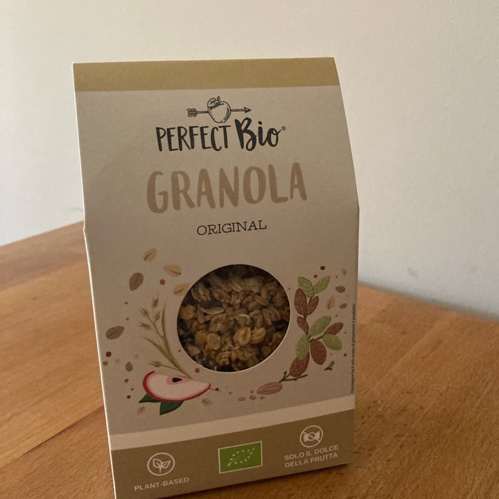 photo of Perfect Bio Granola shared by @ioli on  07 Jul 2023 - review
