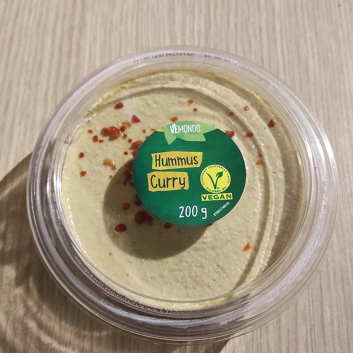 photo of Vemondo Hummus Curry shared by @niklabelloli1 on  02 Feb 2023 - review