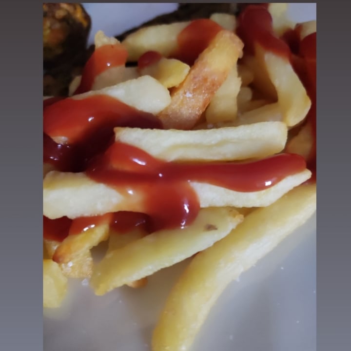 photo of Heinz Tomato Ketchup shared by @felika on  08 May 2023 - review