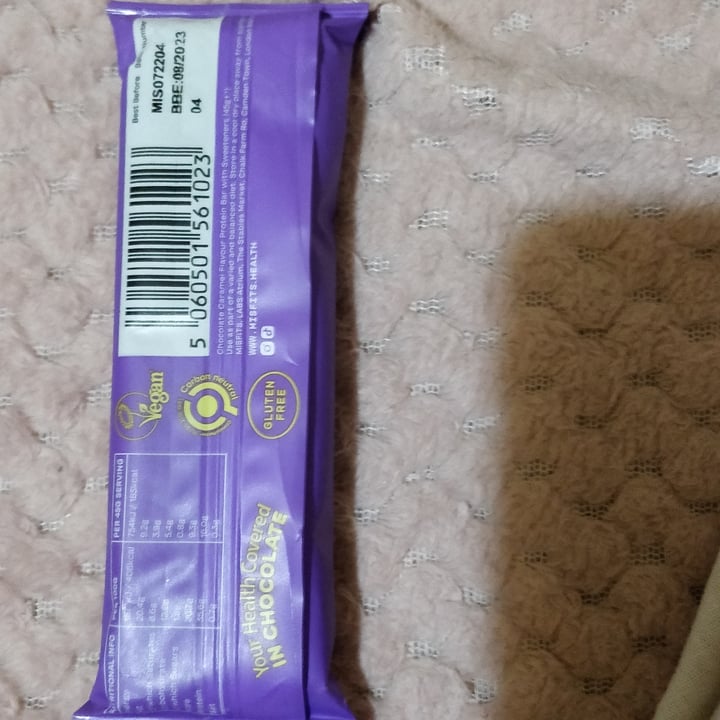 photo of Misfits Plant Powered Chocolate Caramel Protein Bar shared by @compassionate on  03 Feb 2023 - review