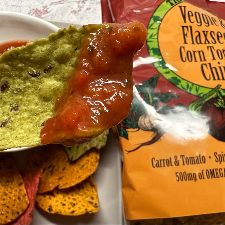photo of Trader Joe's Veggie & Flaxseed Corn Tortilla Chips shared by @berryveganplanet on  21 Jan 2023 - review