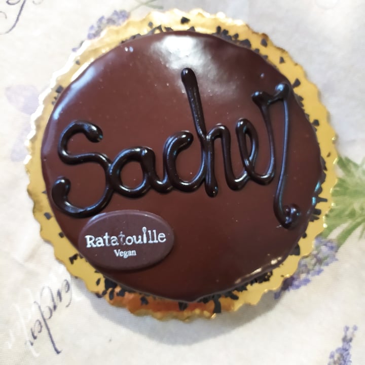 photo of Ratatouille Vegan Food Sacher torte shared by @alinapo on  24 Dec 2022 - review