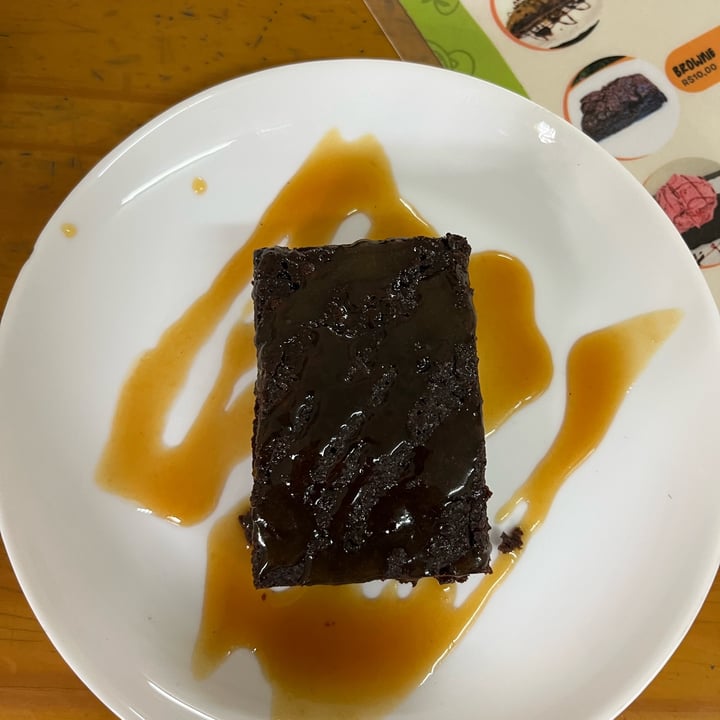 photo of Raízes - cozinha veg Brownie com sorvete shared by @debhvt on  23 Apr 2023 - review