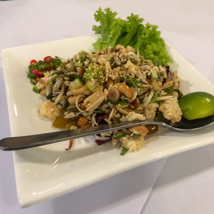 photo of Veggielicious Thai Cuisine Fresh Mixed Herbs Salad shared by @m1tch9i on  20 Dec 2022 - review