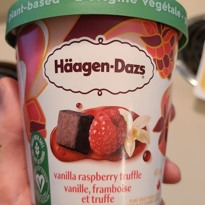 photo of Häagen-Dazs Vanilla Raspberry Truffle shared by @ypfmob on  24 Jun 2023 - review