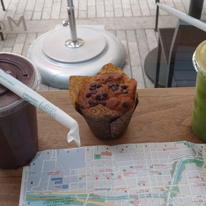 photo of Fruitive Banana Nut Chocolate Chip Muffin shared by @6onnie on  27 May 2023 - review