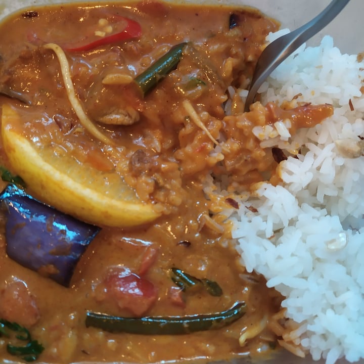 photo of Genius Central Singapore Thai Red Curry shared by @fannyv on  30 Jan 2023 - review
