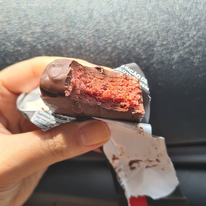 photo of Hart's Natural Barra de Proteína Morango, amêndoas e chocolate shared by @vivianmaximo on  06 Mar 2023 - review