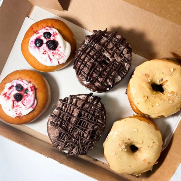 photo of Donut Corp. Donas veganas shared by @paradis0 on  03 Jan 2023 - review
