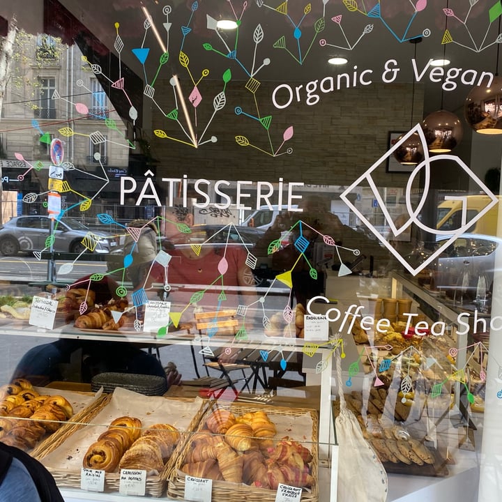 photo of VG Pâtisserie - Pâtisserie Végétale Pain Au Chocolat shared by @malarky on  16 Apr 2023 - review
